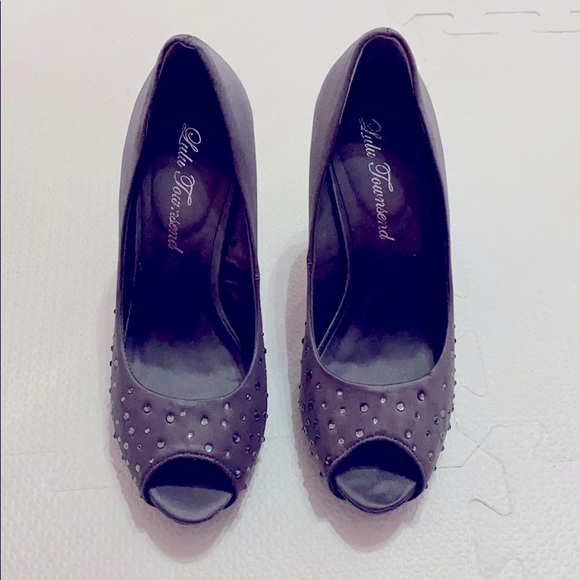 Open Toe Heels - Picture 1 of 5